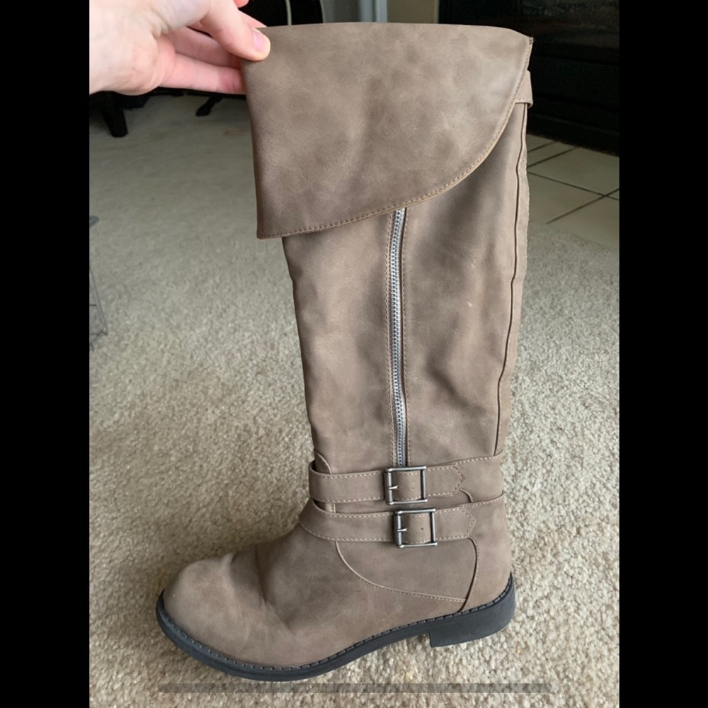 Tall Boots with Zipper